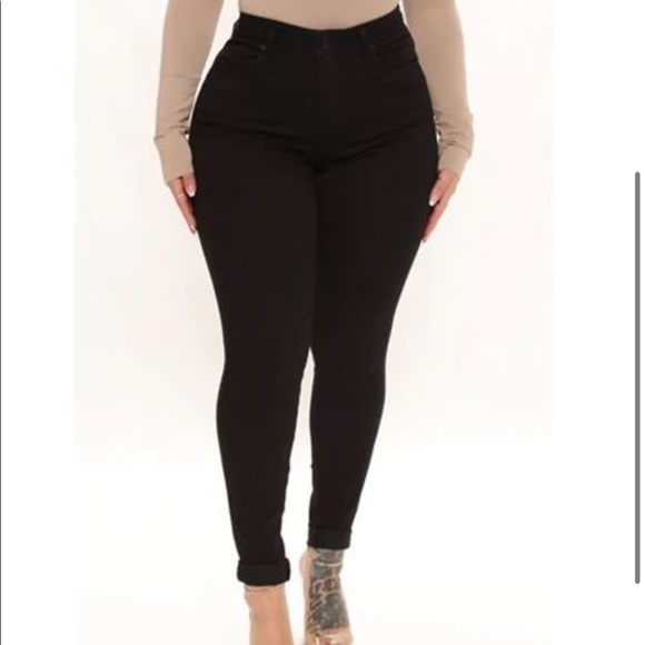 Fashion Nova Skinny Jean - Picture 2 of 5